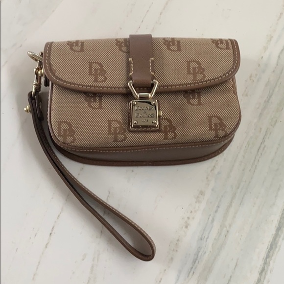 Doormen & Bourke wristlet bag